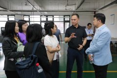 泰国清迈皇家大学代表团到访我校共探合做取文